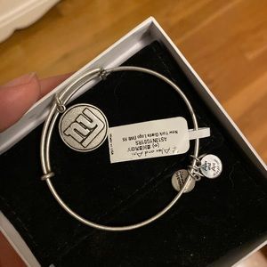 NY Giants logo alex and ani bracelet